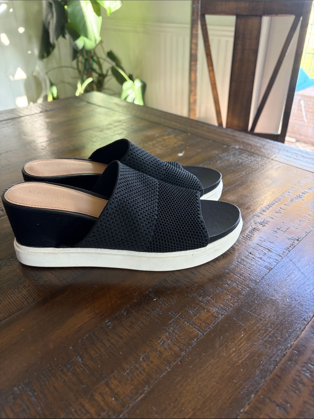 Alex Marie Black Mesh Slide Mules with White Platform - Picture 4 of 7